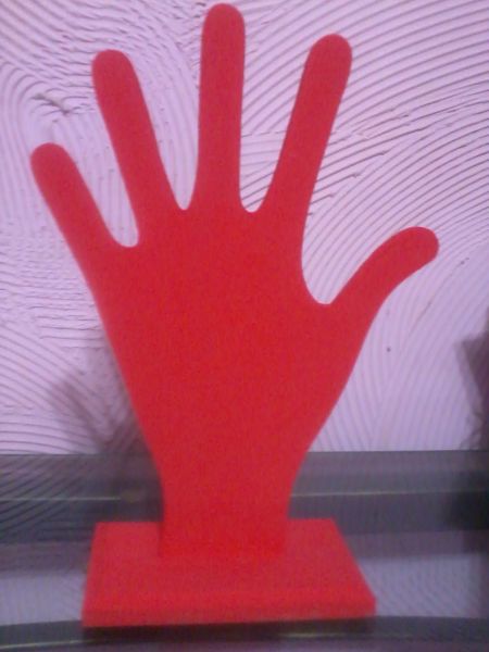 Porta anel de mão vermelho
